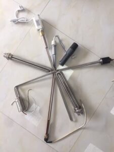 điện trở máy nước nóng năng lượng mặt trời